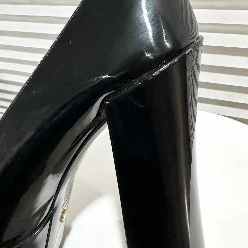 Stuart Weitzman purchased from